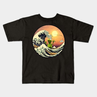 kermit at great wave Kids T-Shirt